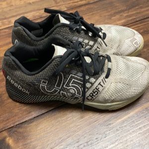 Women’s Reebok Nanos 5.0 Size 9